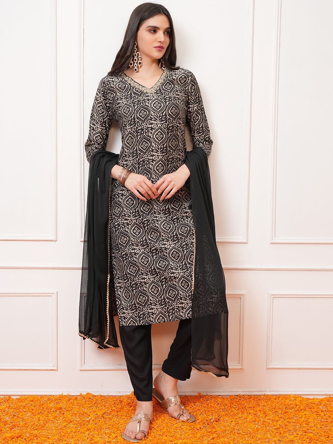 Vishudh Ethnic Motifs Printed Regular Beads and Stones Kurta with Trouser & Dupatta