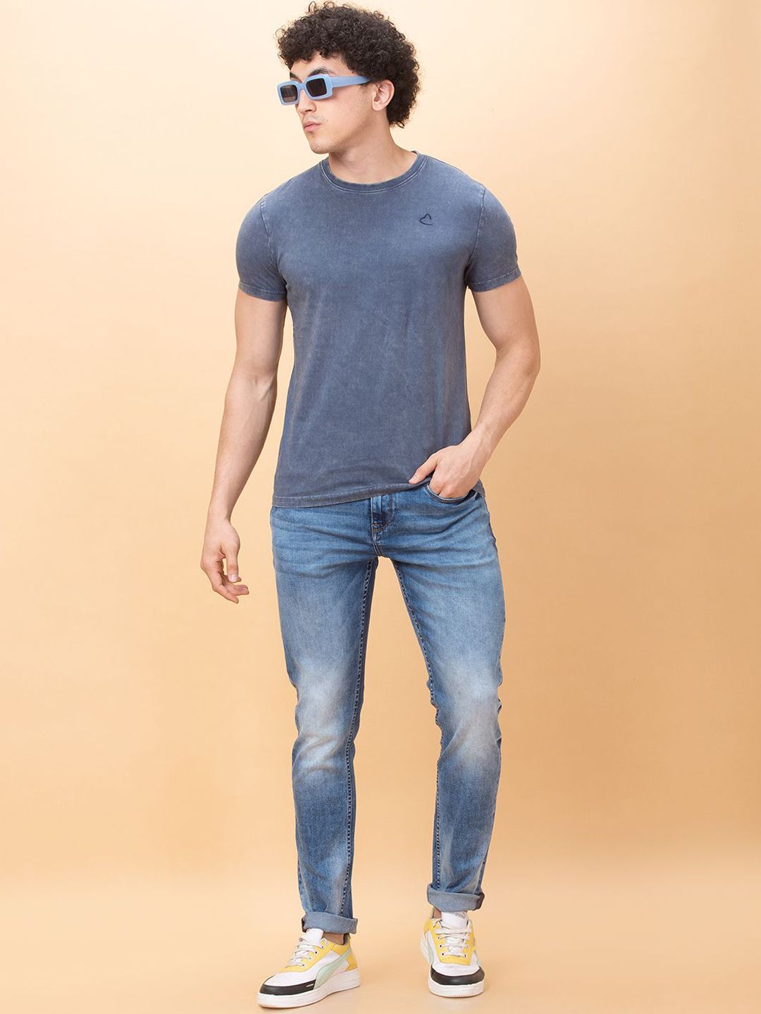 Being Human Men Slim Fit Mid-Rise Heavy Fade Stretchable Jeans