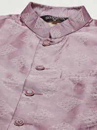 SOJANYA Men Grey Kurta with Churidar