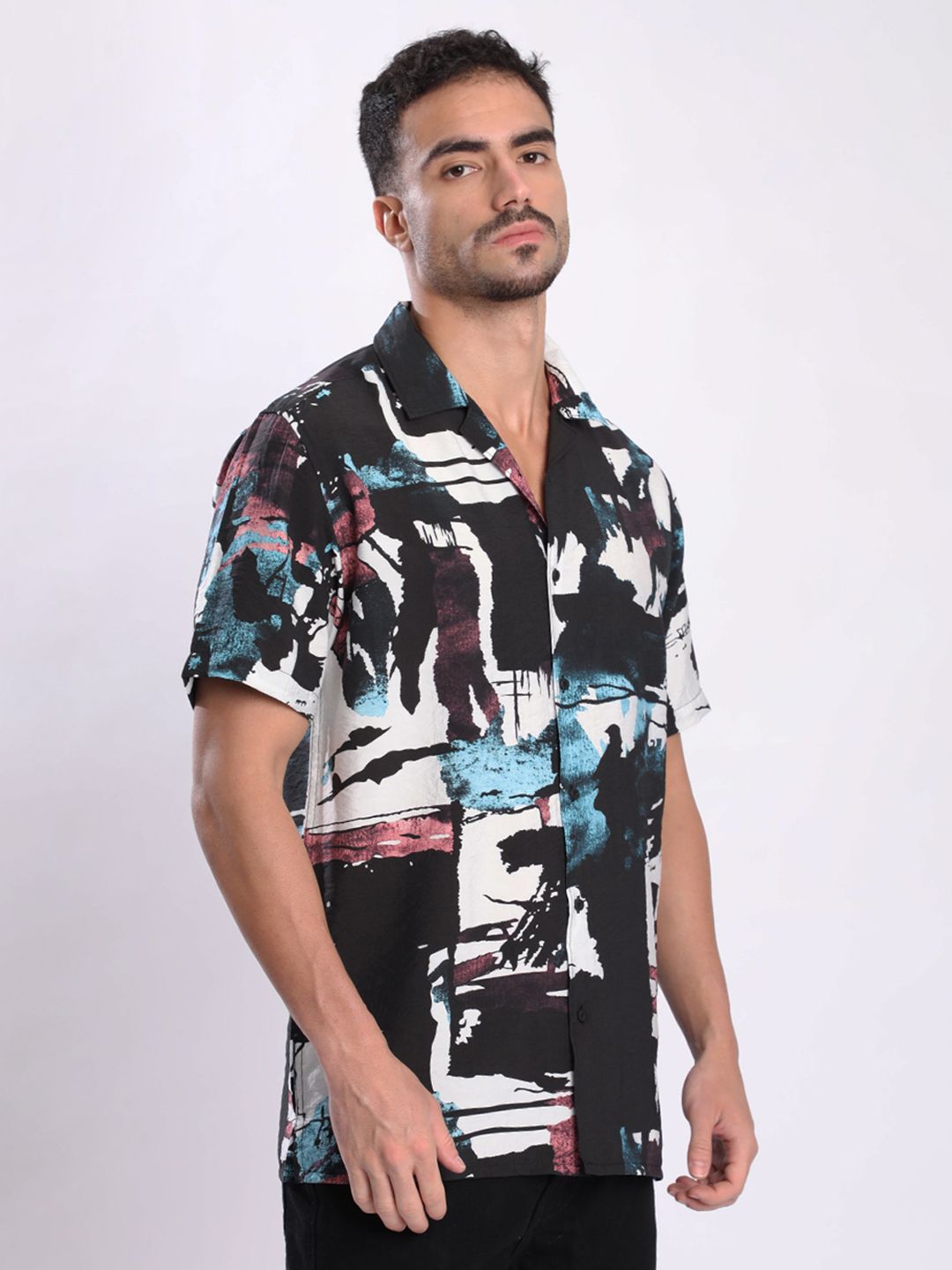 Bene Kleed Men Abstract Printed Cuban Collar Casual Shirt