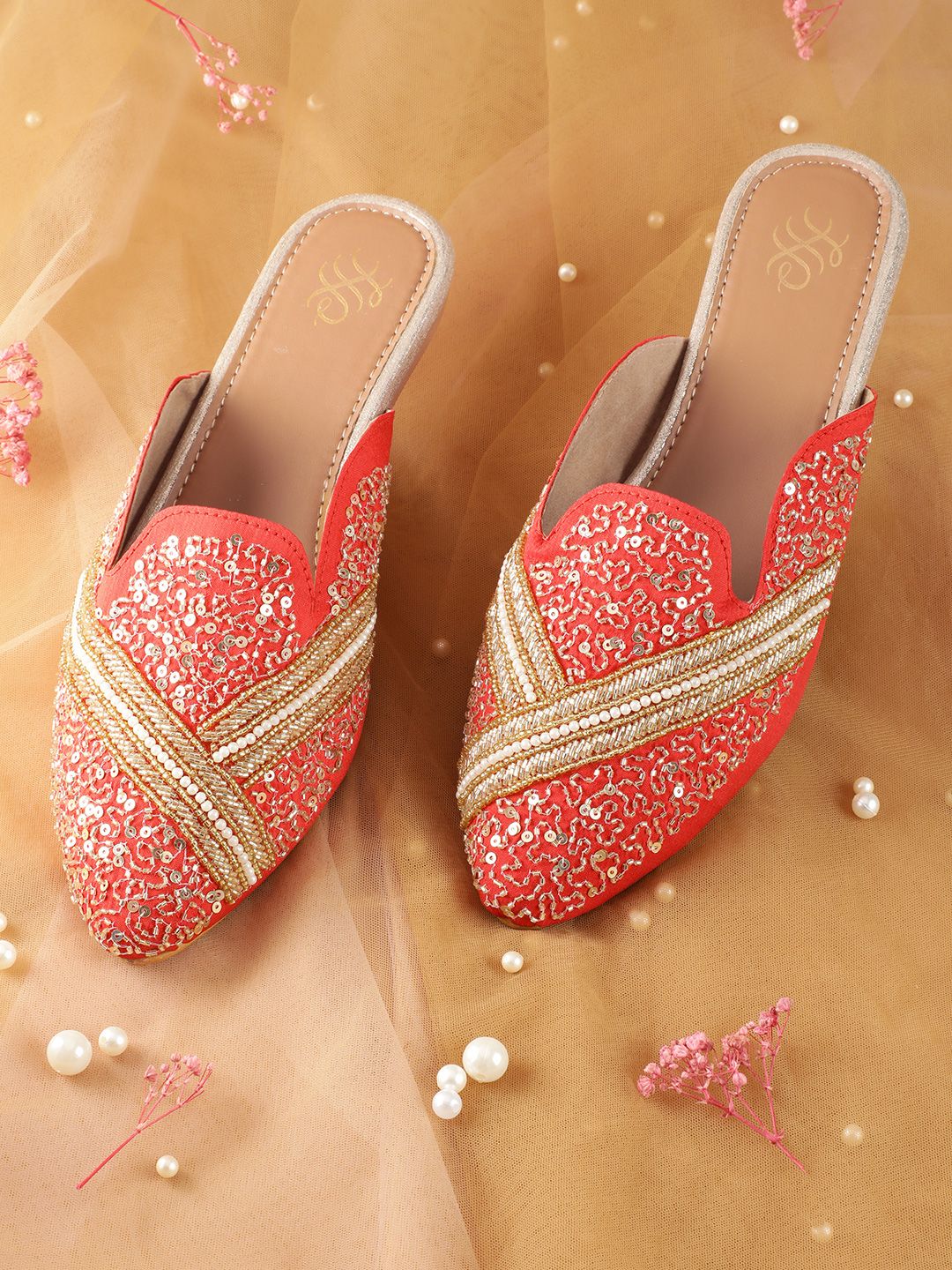 House of Pataudi Women Ethnic Embellished Mules