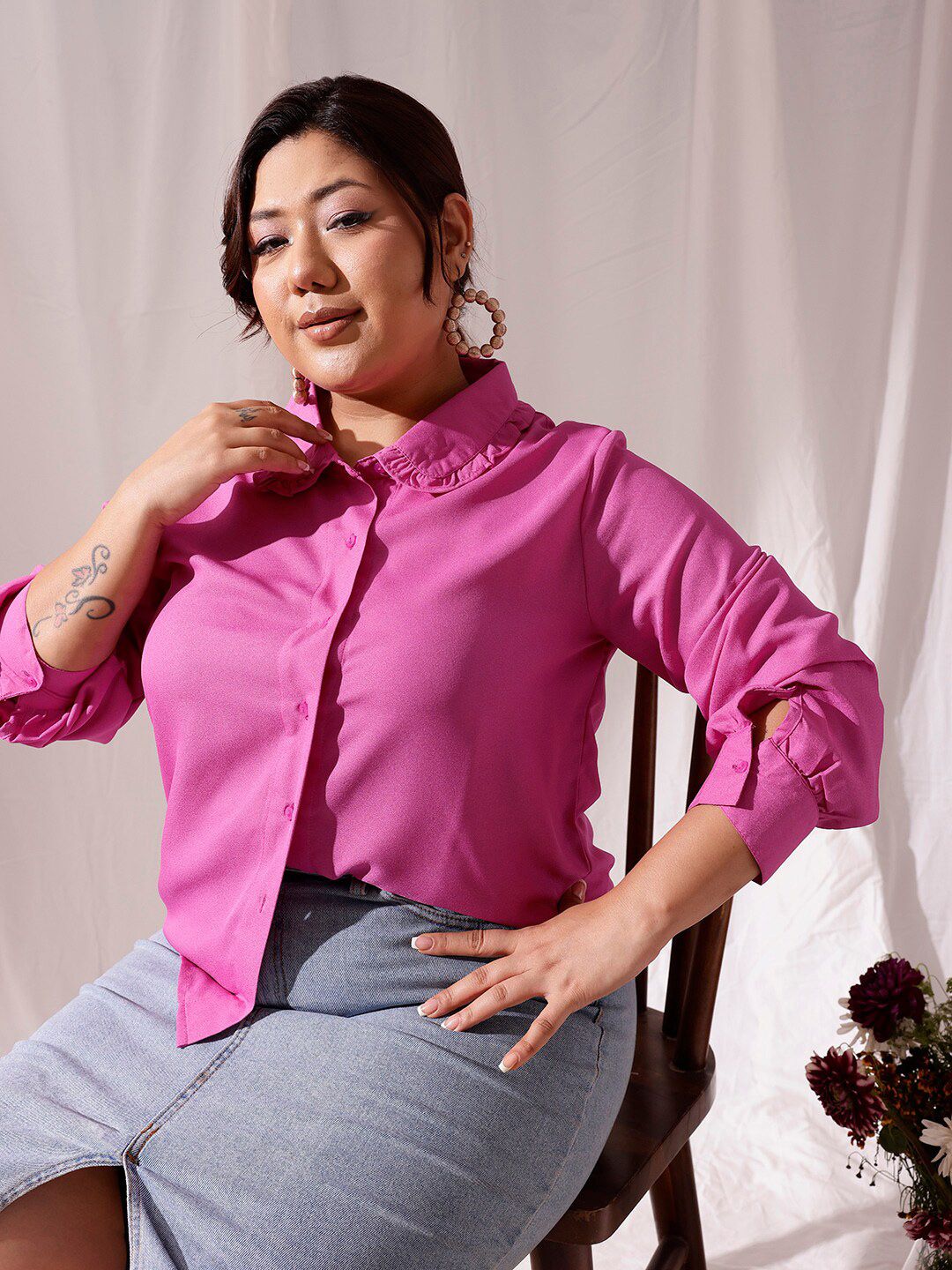CURVY STREET Comfort Spread Collar Casual Shirt