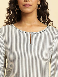 W Striped Print Rayon Straight Kurta
