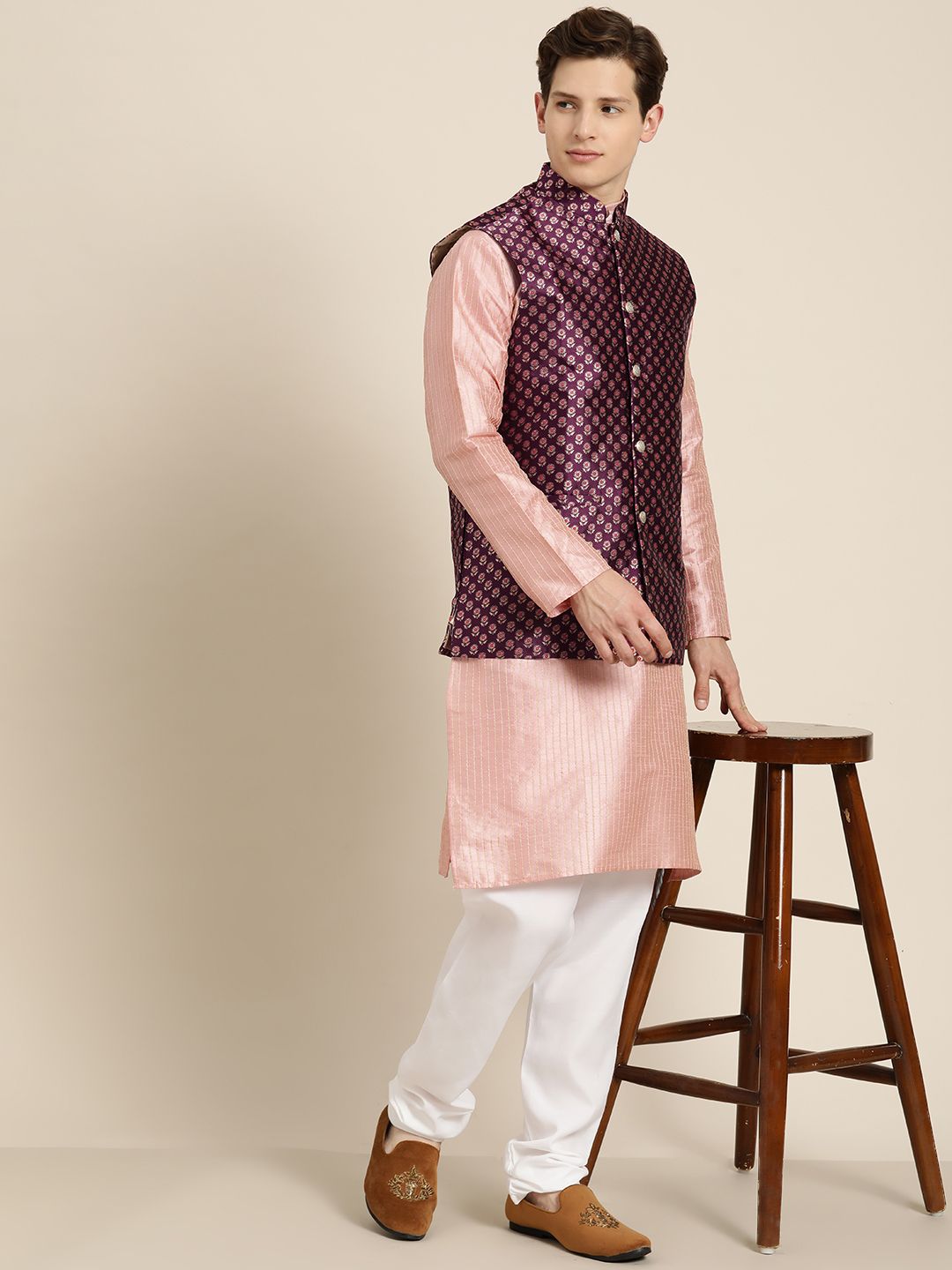 SOJANYA Men Pink Striped Kurta with Pyjamas  & Nehru Jacket