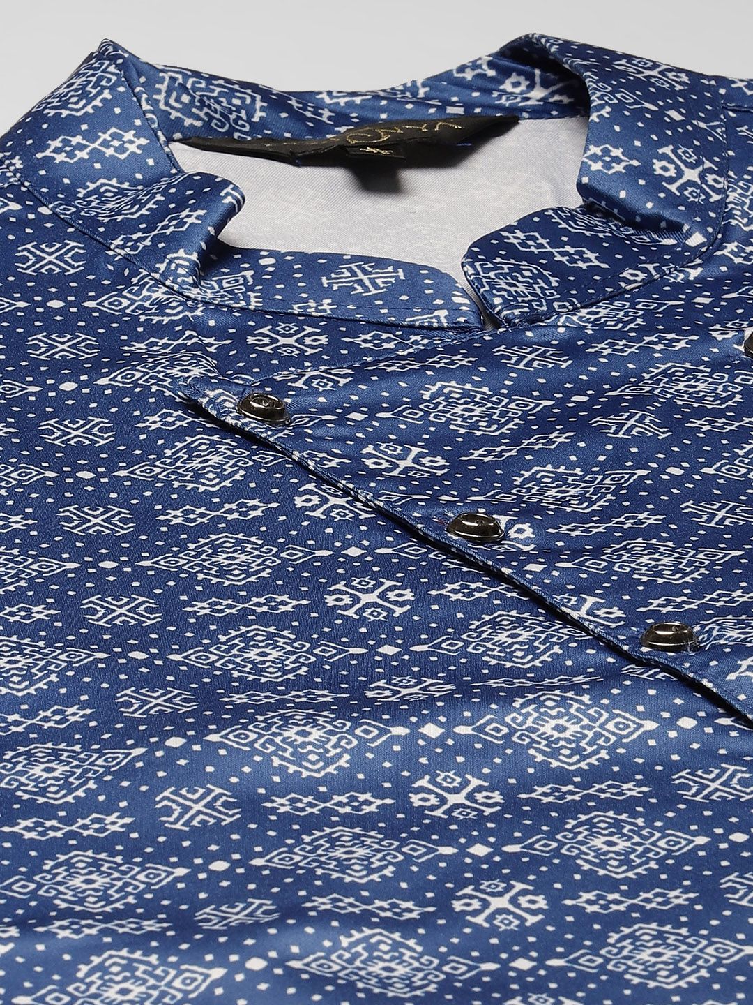 SOJANYA Men Turquoise Blue Kurta with Churidar & Jacket