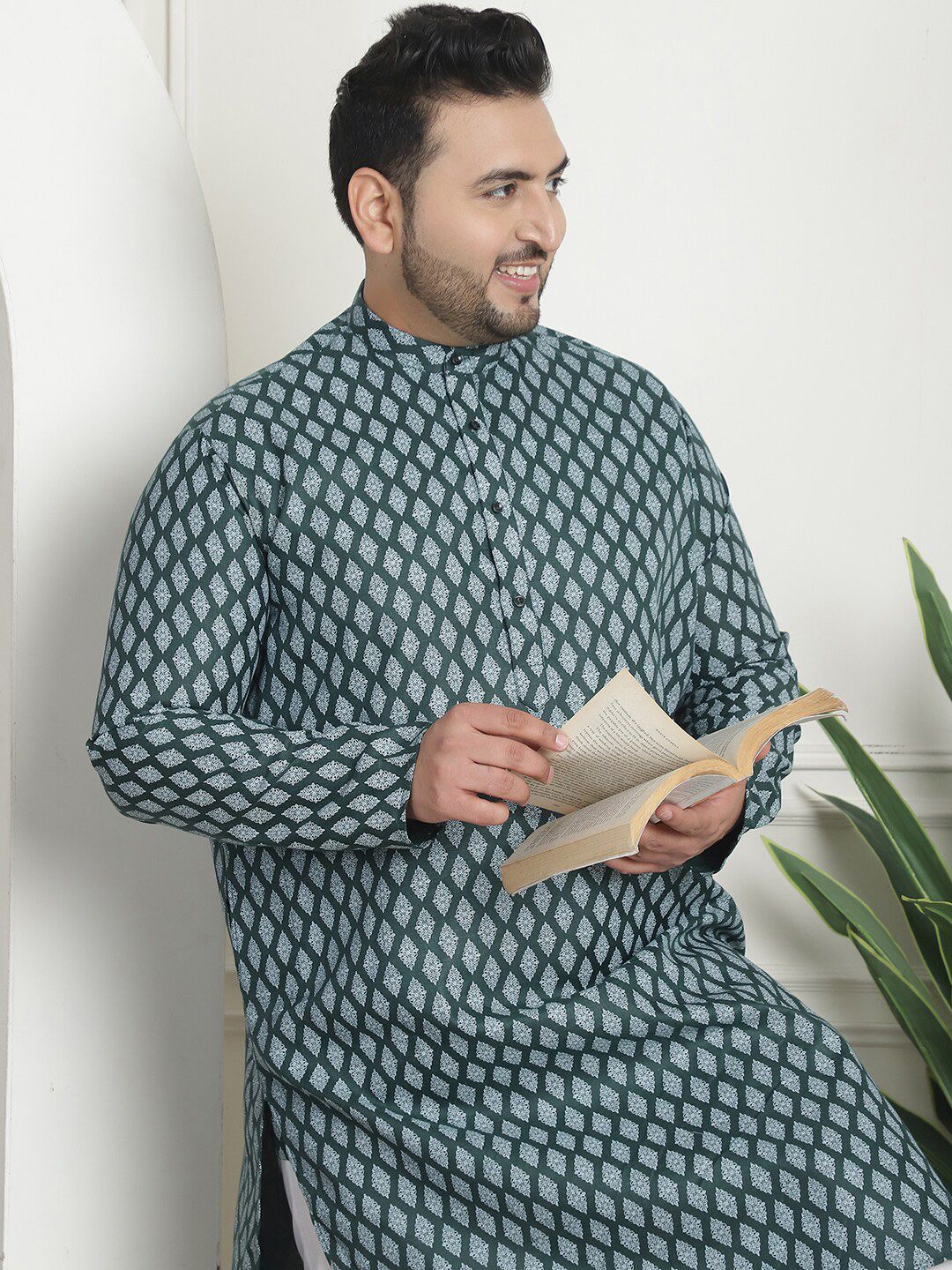 SOJANYA PLUS Ethnic Motifs Printed Band Collar Straight Kurta