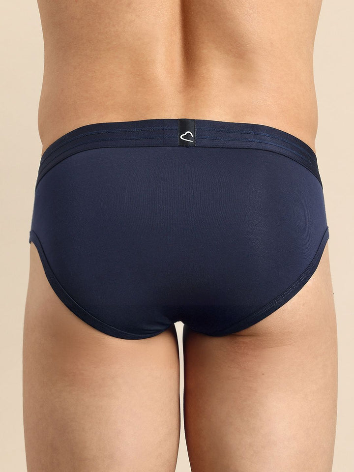 Being Human Men Micro Technology Briefs BHMUB24503