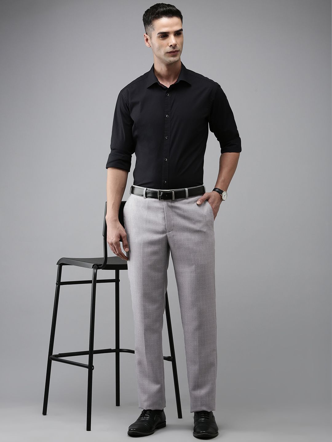 Park Avenue Men Regular Fit Checked Formal Trousers