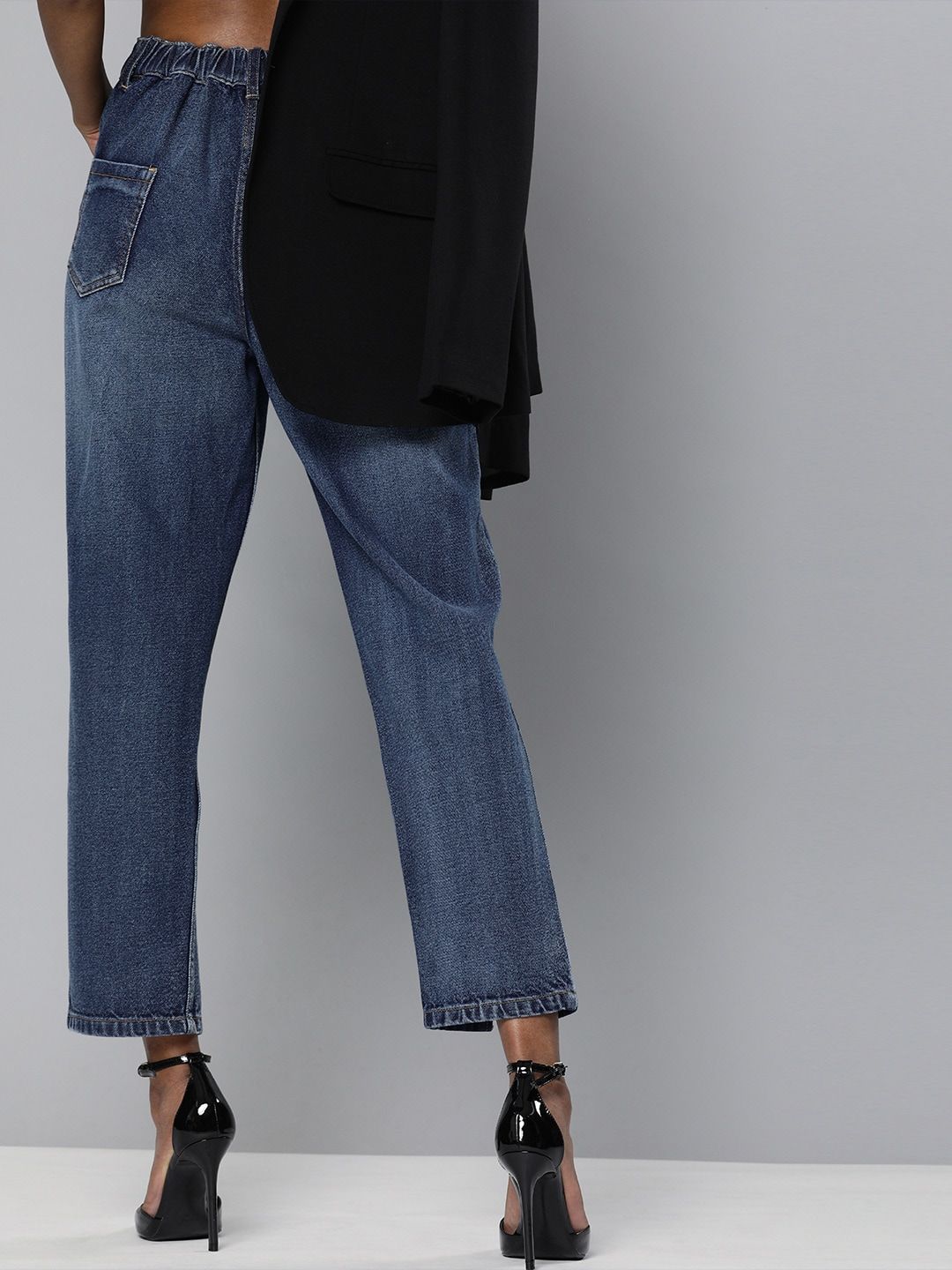 SASSAFRAS Women Blue Regular Fit High-Rise Clean Look Panelled Cropped Jeans