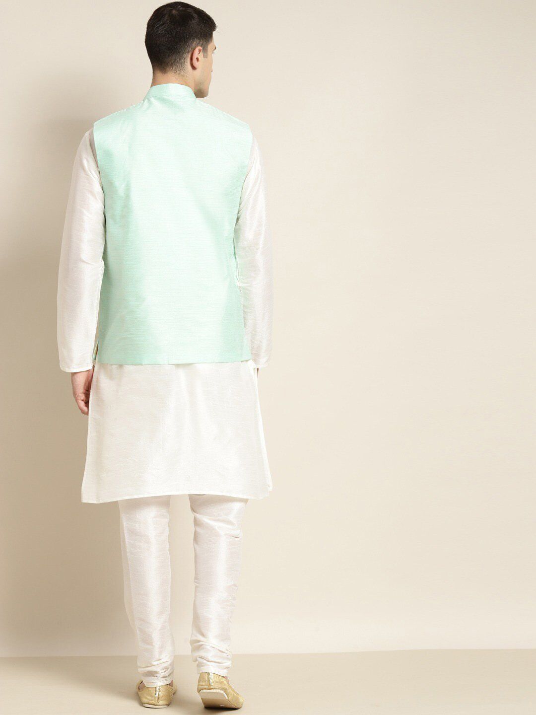 SOJANYA Mandarin Collar Straight Regular Kurta With Pajamas & Nehru Jacket