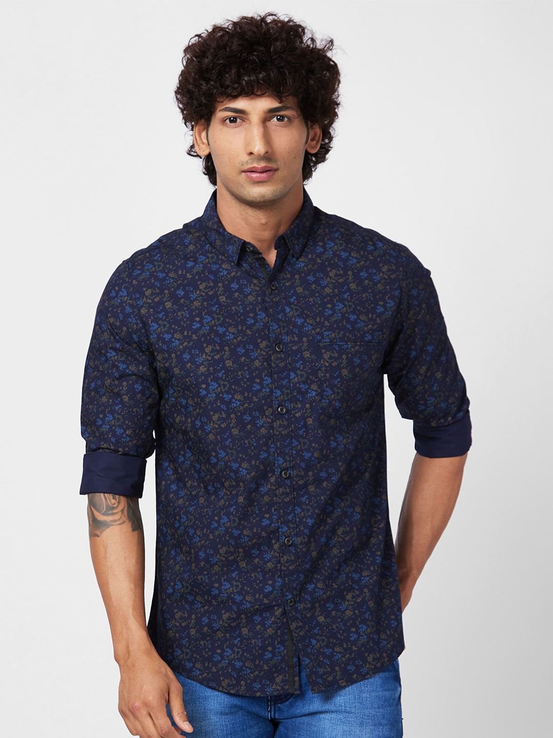 SPYKAR Slim Fit Abstract Printed Opaque Cotton Casual Shirt