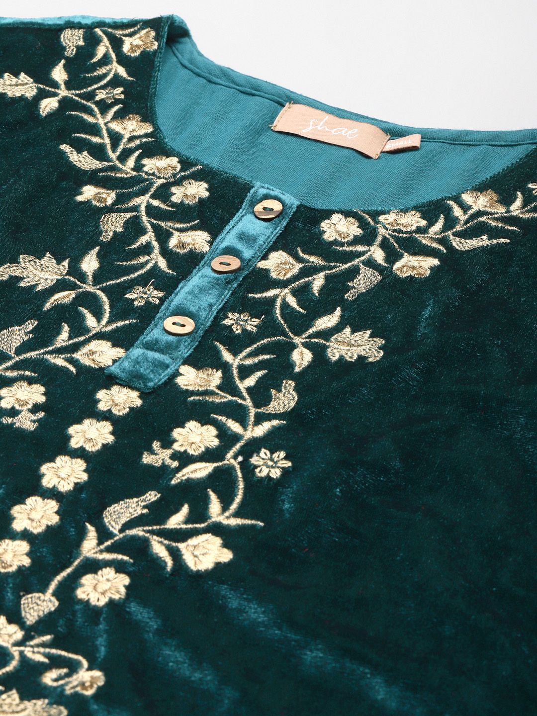 Shae by SASSAFRAS Women Teal Green & Gold-Toned Floral Embroidered Velvet Kurta