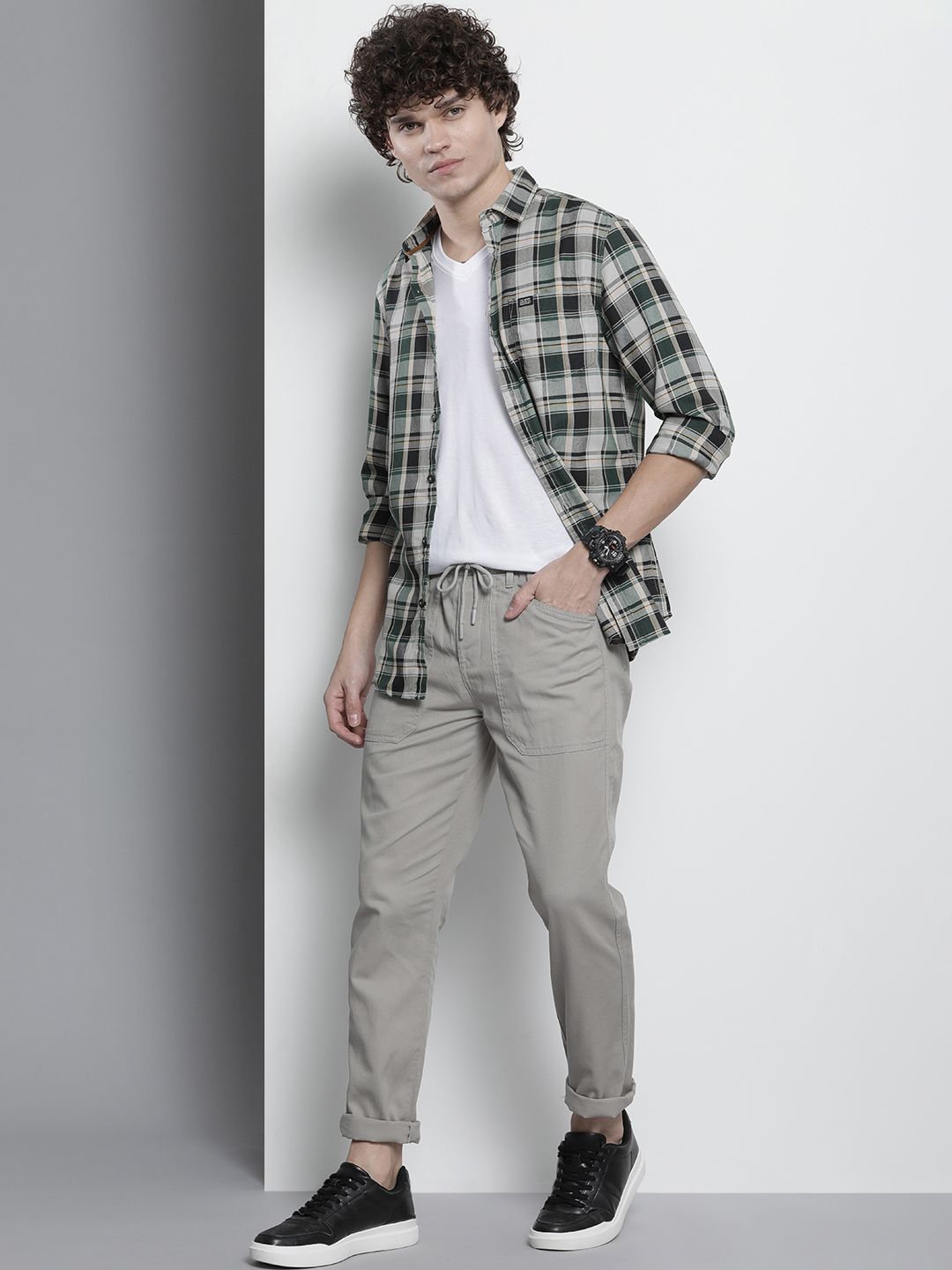 The Indian Garage Co Men Green Tartan Checked Cotton Casual Shirt