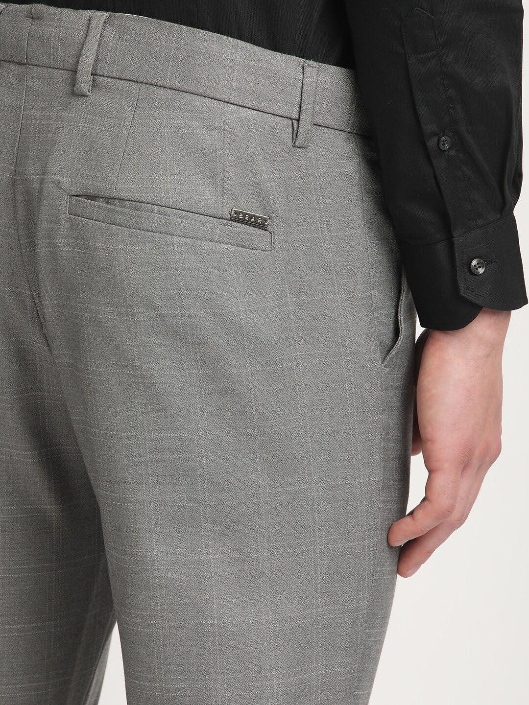 THE BEAR HOUSE Men Checked Tapered Fit Mid-Rise Formal Trousers
