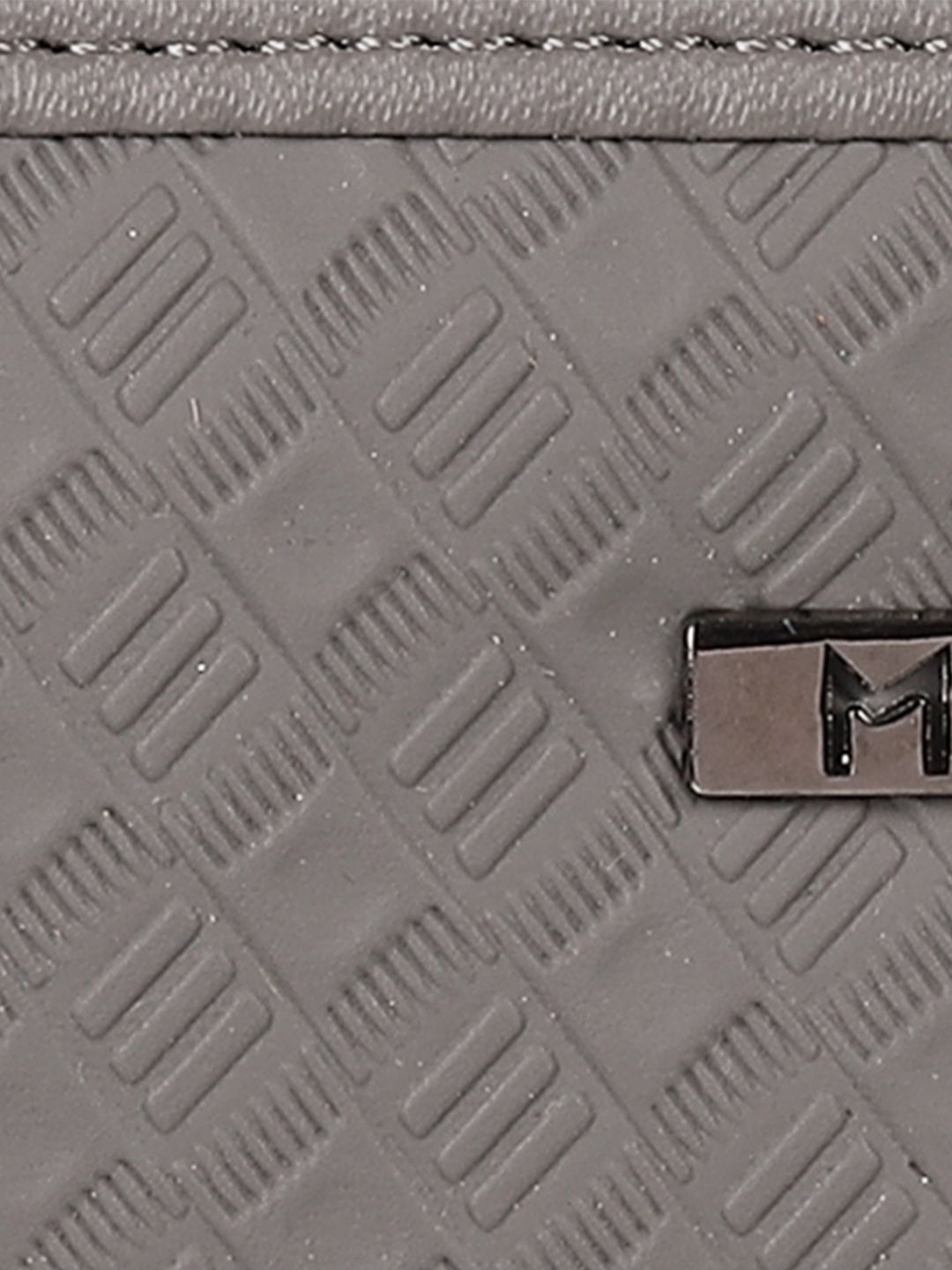 Metro Women Zip Around Wallet