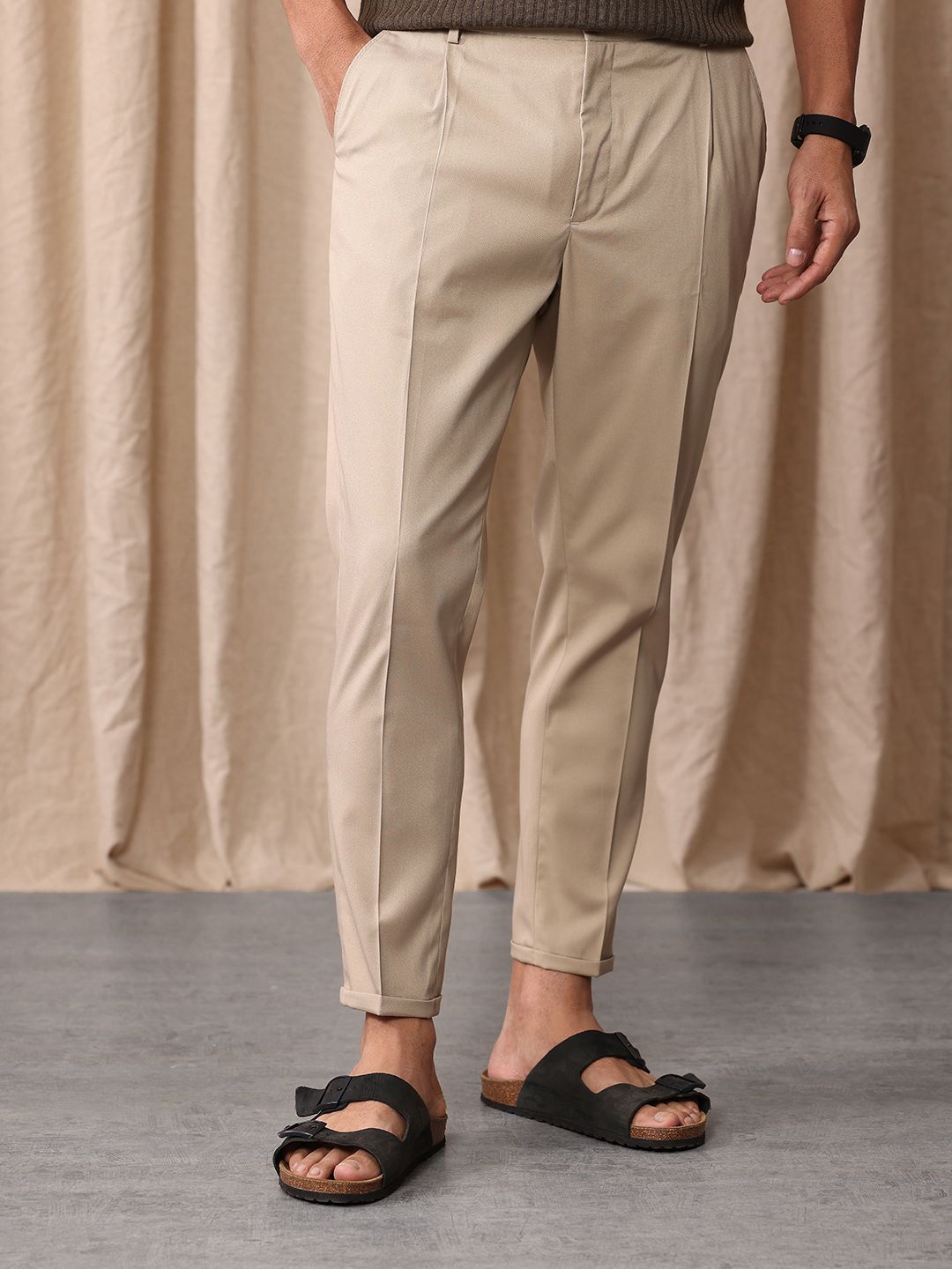 Mr Bowerbird Men Tailored Fit Vintage Pleated Trousers