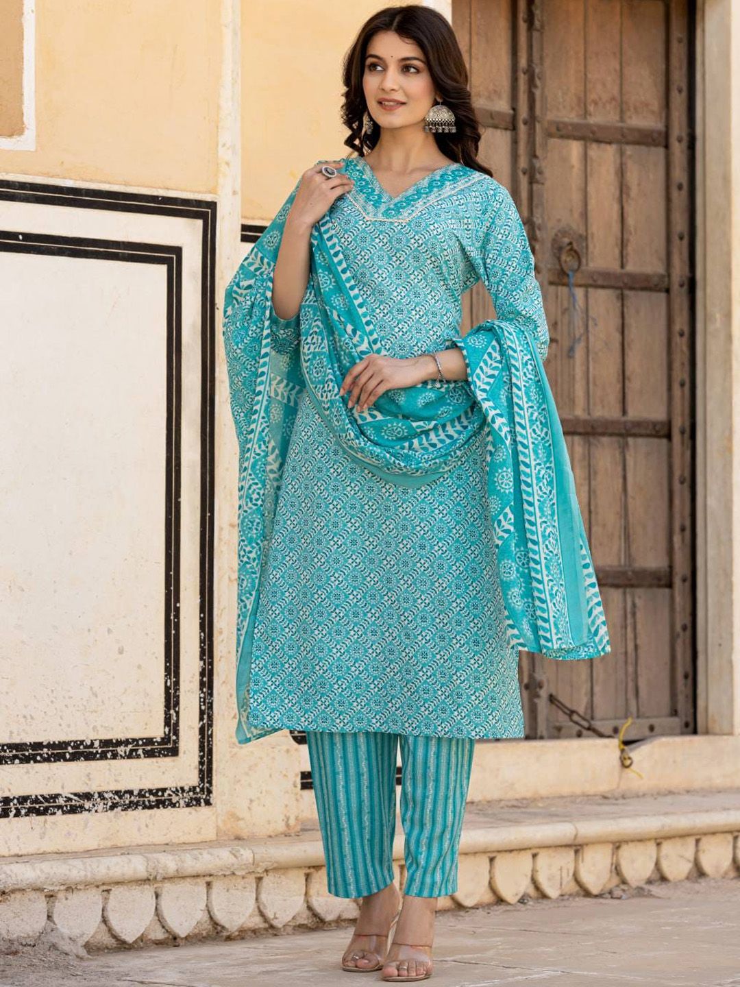 Varanga Ethnic Motifs Printed Regular Mirror Work Kurta with Trousers & With Dupatta