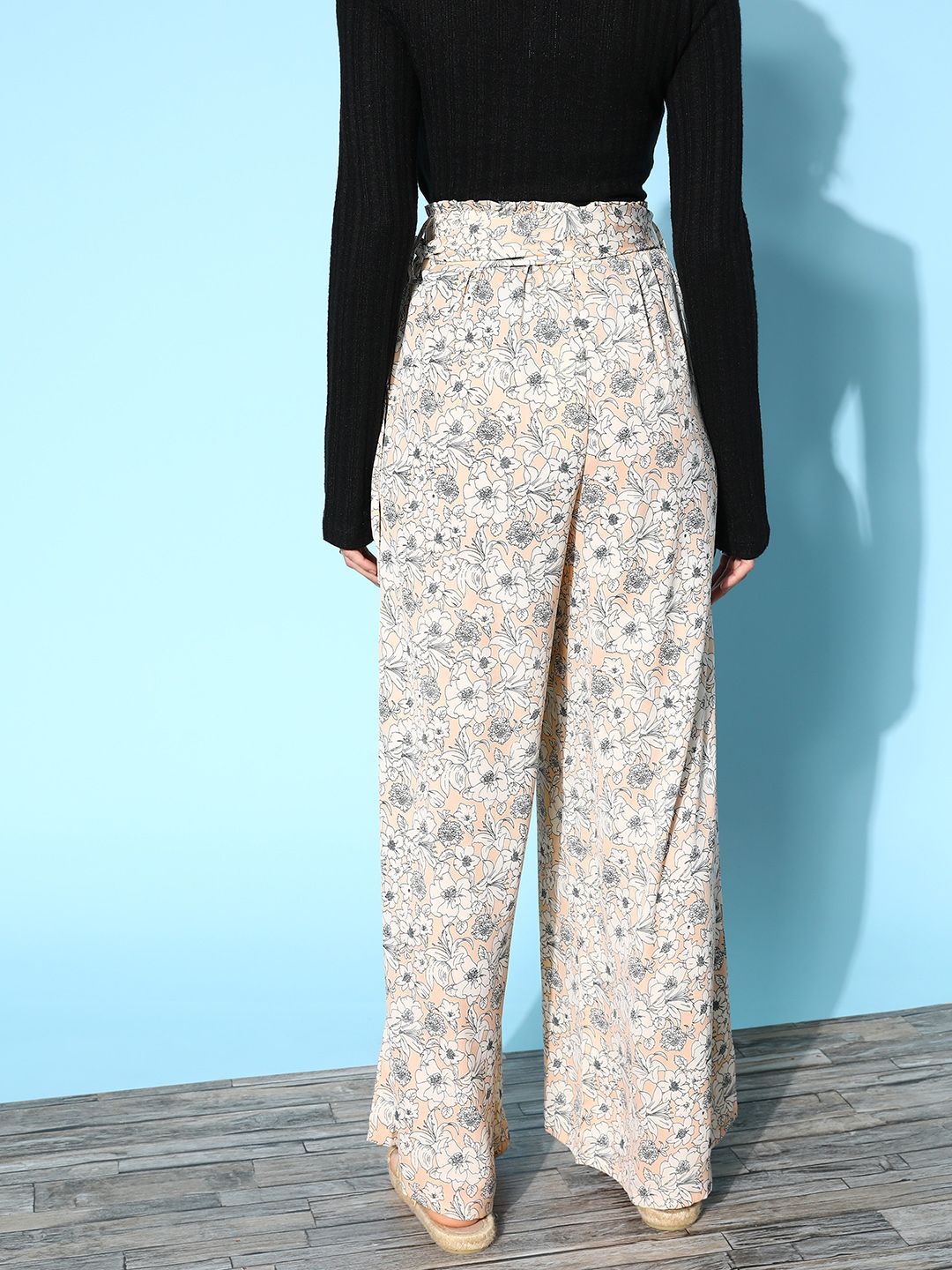 Berrylush Women Beige & White Floral Printed Relaxed Flared High-Rise Trousers