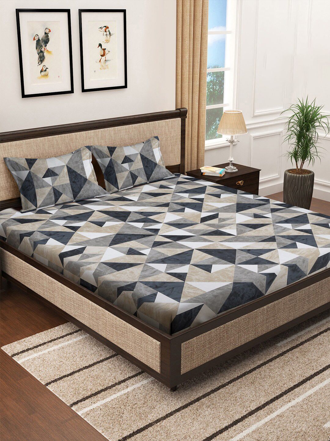 KLOTTHE Geometric Printed 400 TC Cotton Double Super King Bedsheet with 2 Pillow Cover