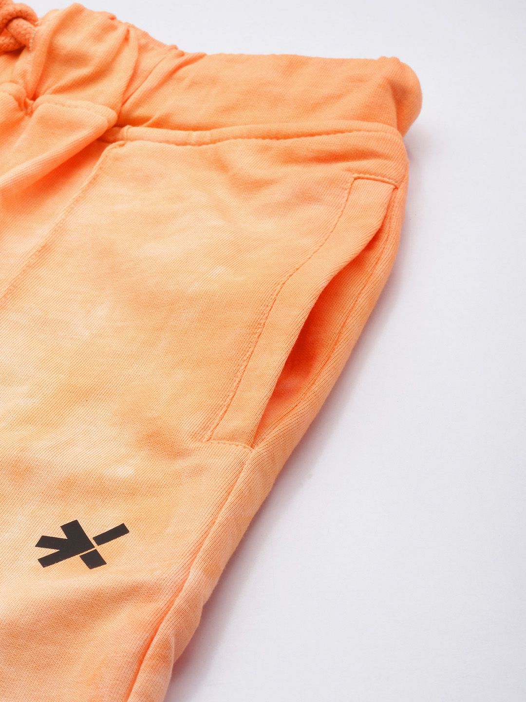 HRX by Hrithik Roshan Tie & Dye Printed Hooded Sweatshirt & Joggers