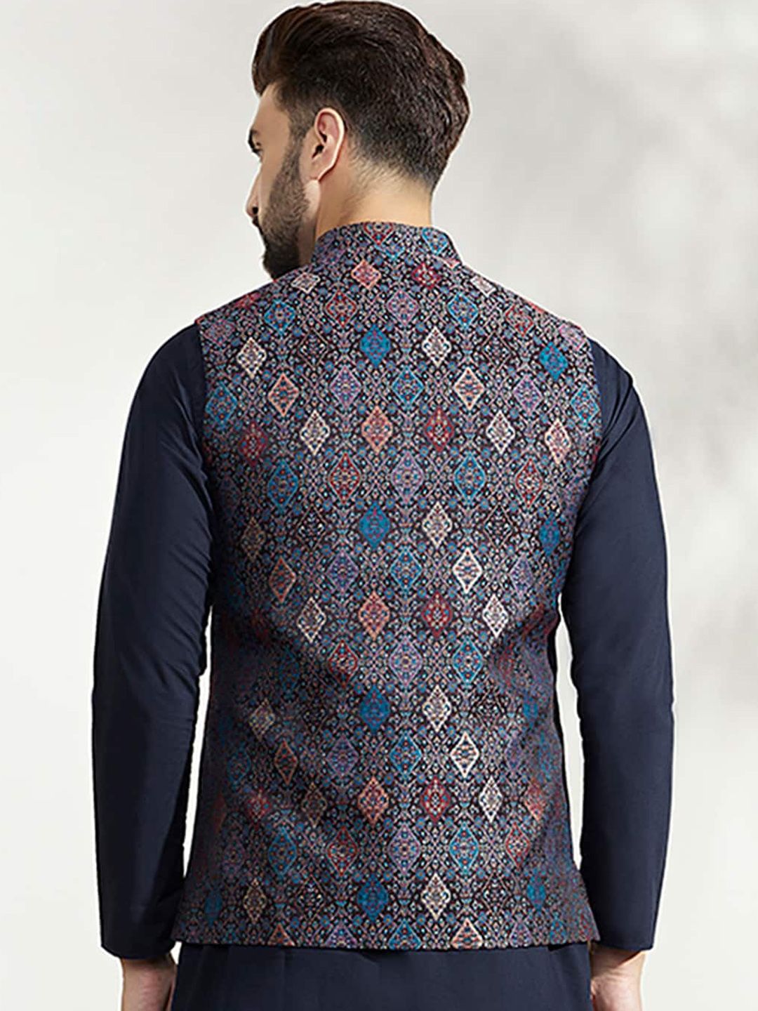 KISAH Men Woven Jacquard Zari  Regular Fit Nehru Jacket