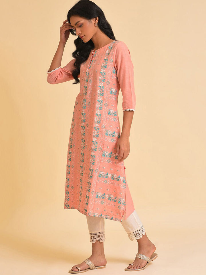 W Peach-Coloured & Cream-Coloured Floral Printed Pure Cotton Kurta with Trousers