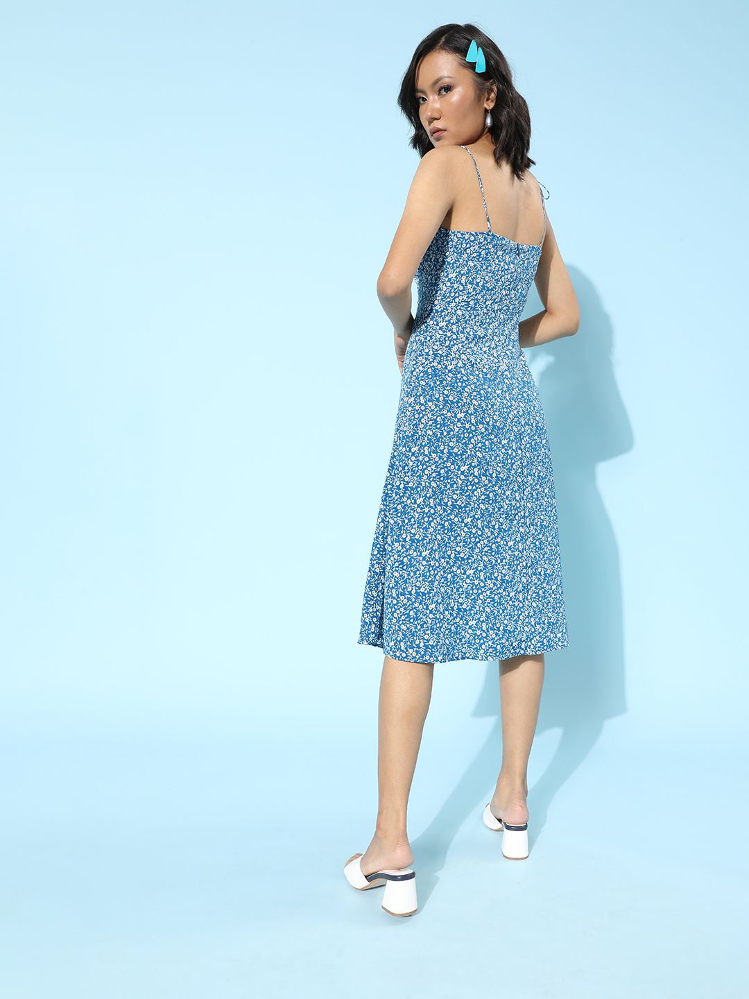 Berrylush Women Blue Floral Fantasy Dress