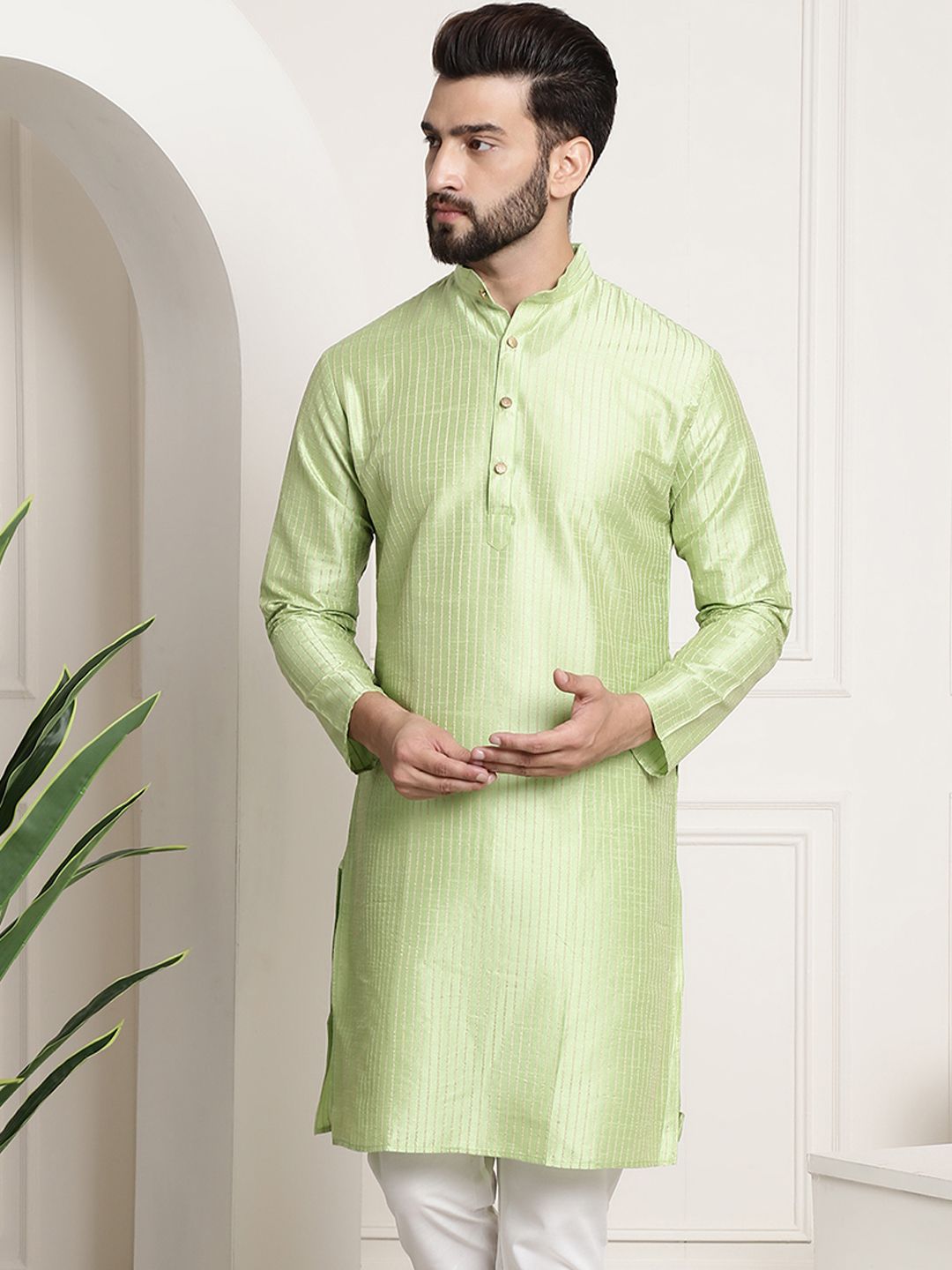 SOJANYA Men Woven Design Jacquard Straight Kurta