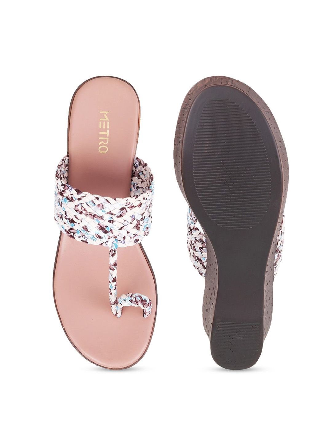 Metro Printed Round Toe Wedge Sandals