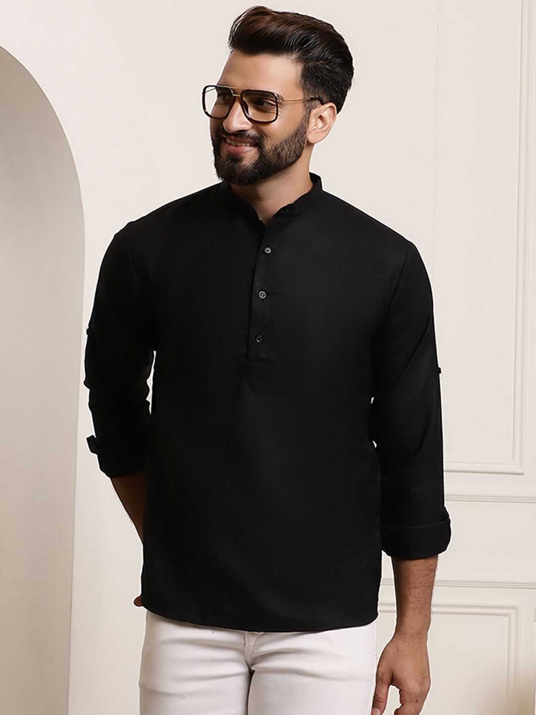 Anug by SOJANYA Men Black Band Collar Kurta