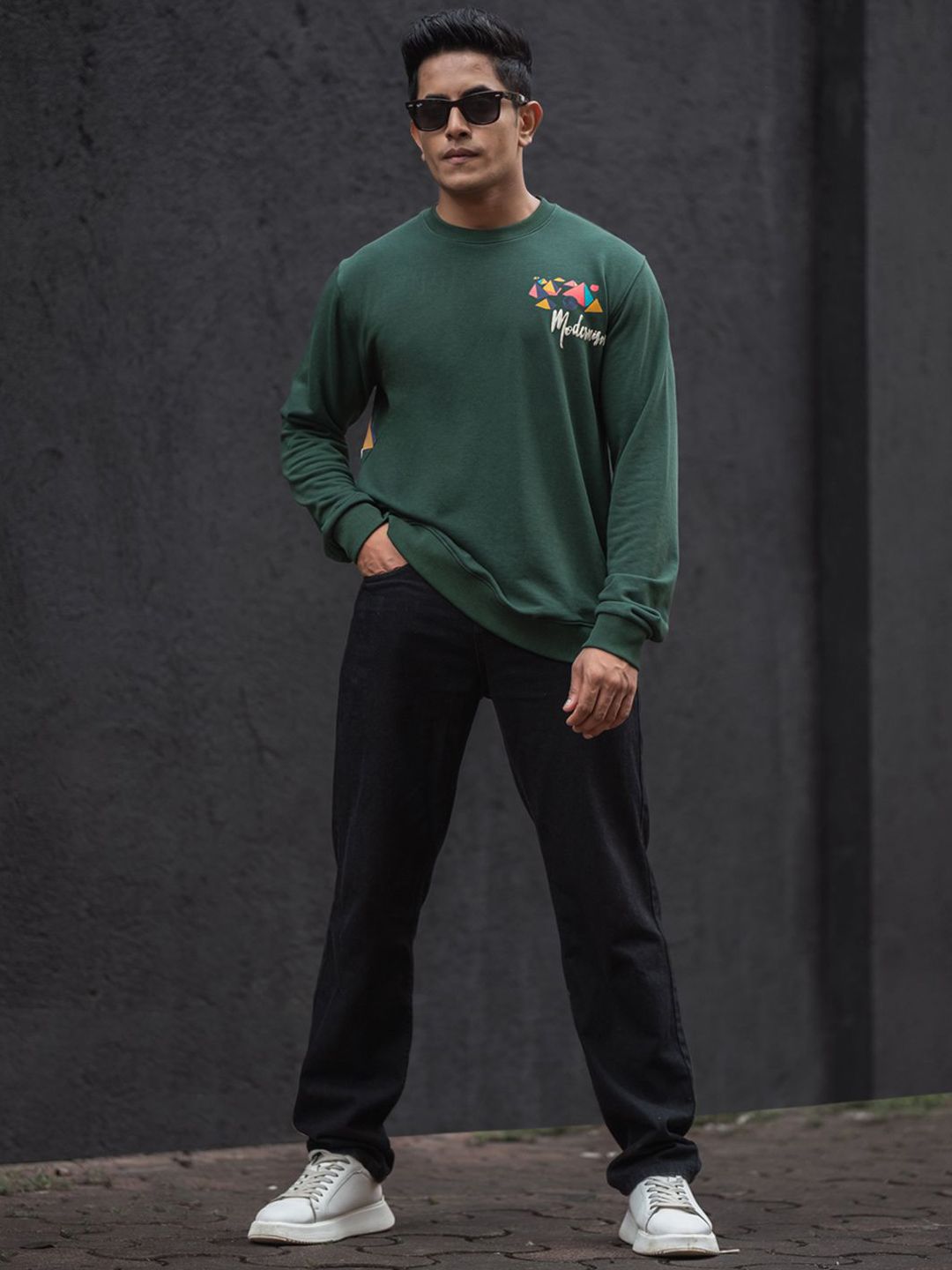 Powerlook Men Graphic Printed Round Neck Sweatshirt