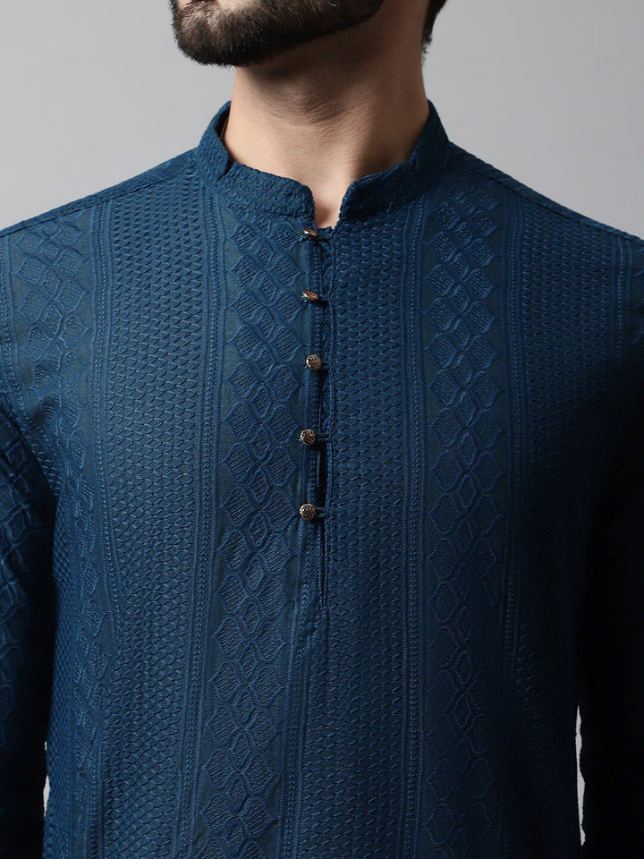 Jompers Men Ethnic Motifs Thread Work Cotton Kurta