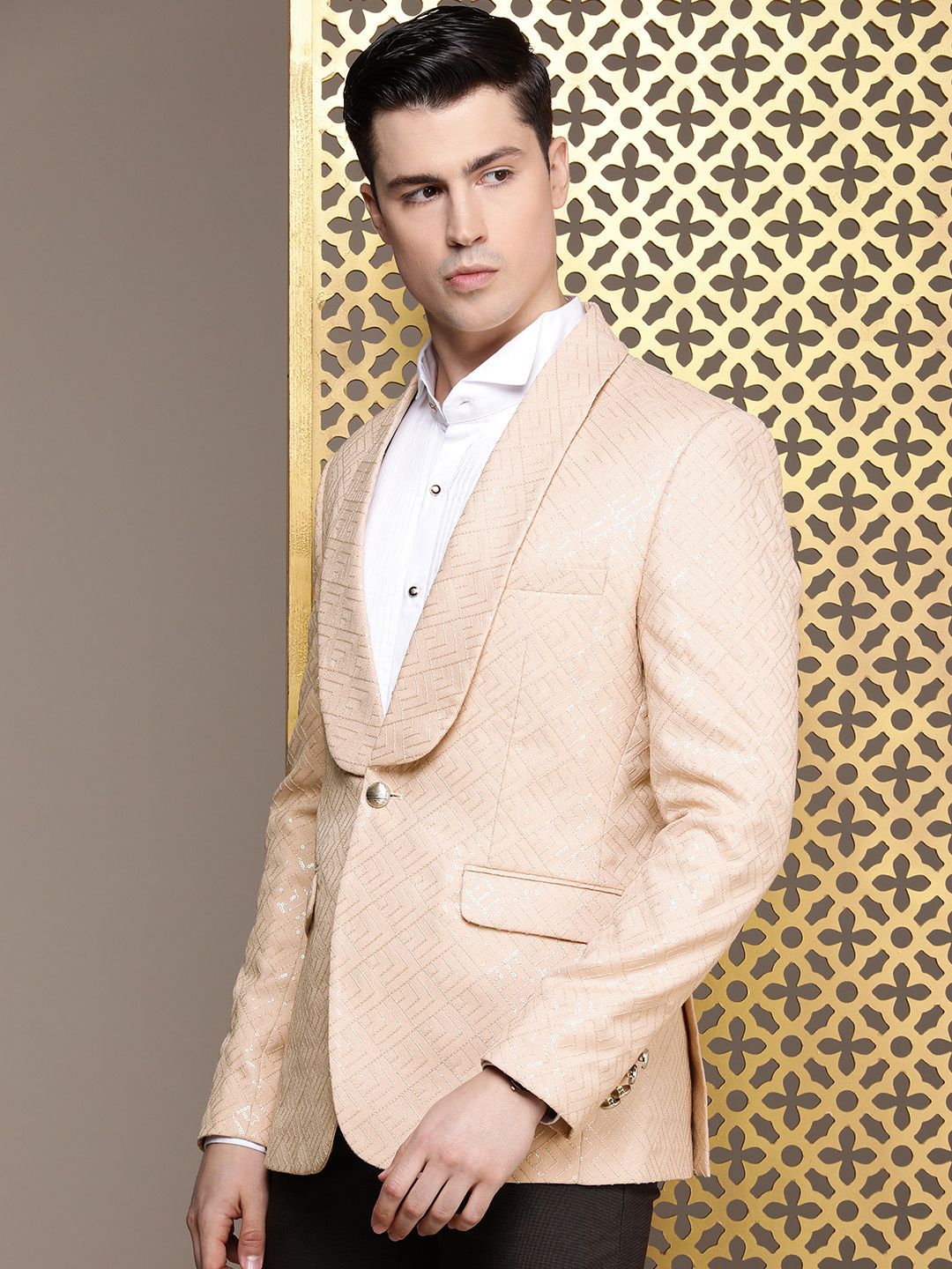 House of Pataudi Single-Breasted Sequinned Blazers