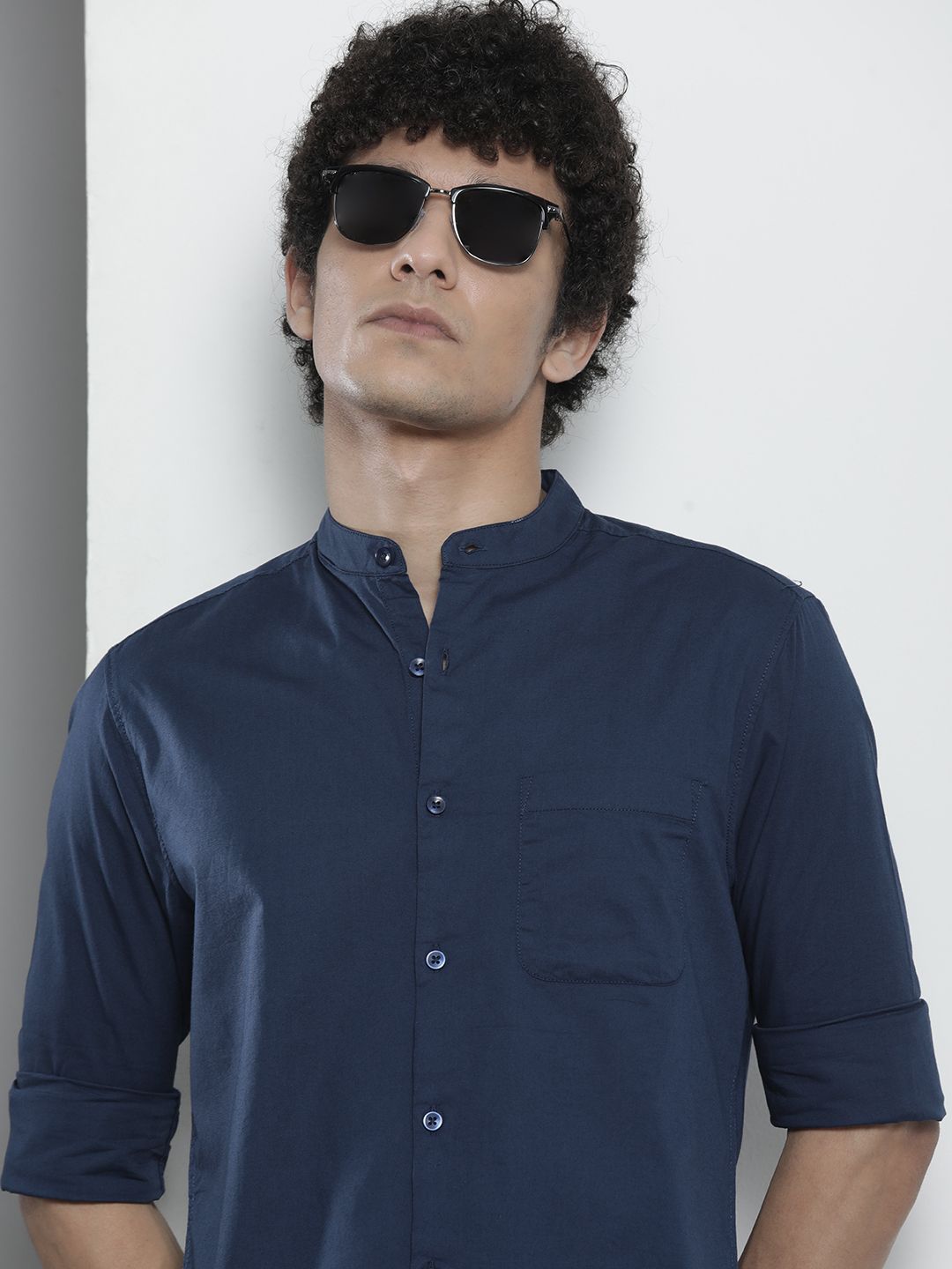 The Indian Garage Co Men Navy Blue Solid Casual Shirt