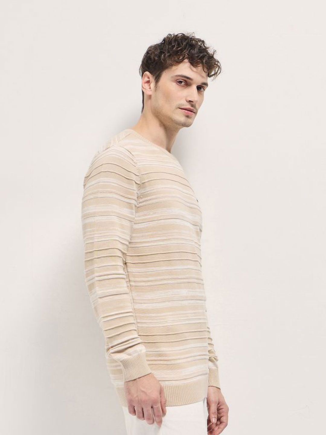 THE BEAR HOUSE Men Cotton Striped Slim Fit T-Shirt