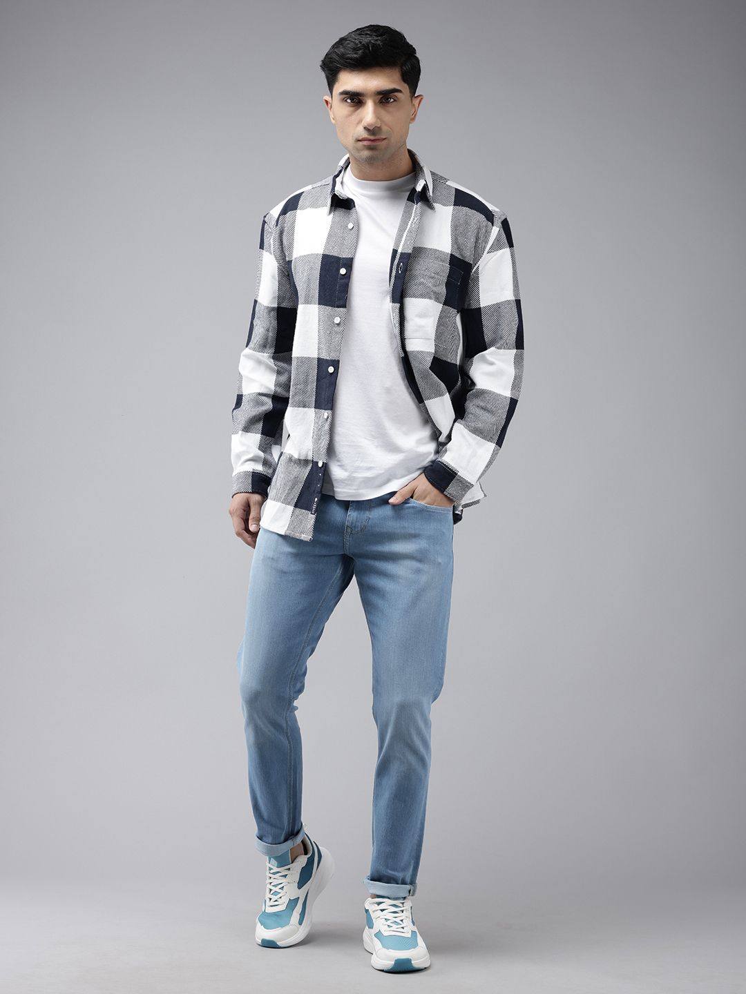 SPYKAR Men Super Skinny Fit Low-Rise Light Fade Stretchable Jeans