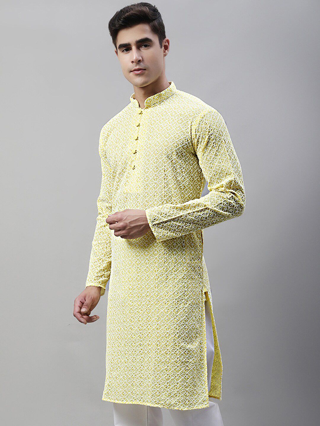 Jompers Embroidered Mandarin Collar Chikankari Kurta