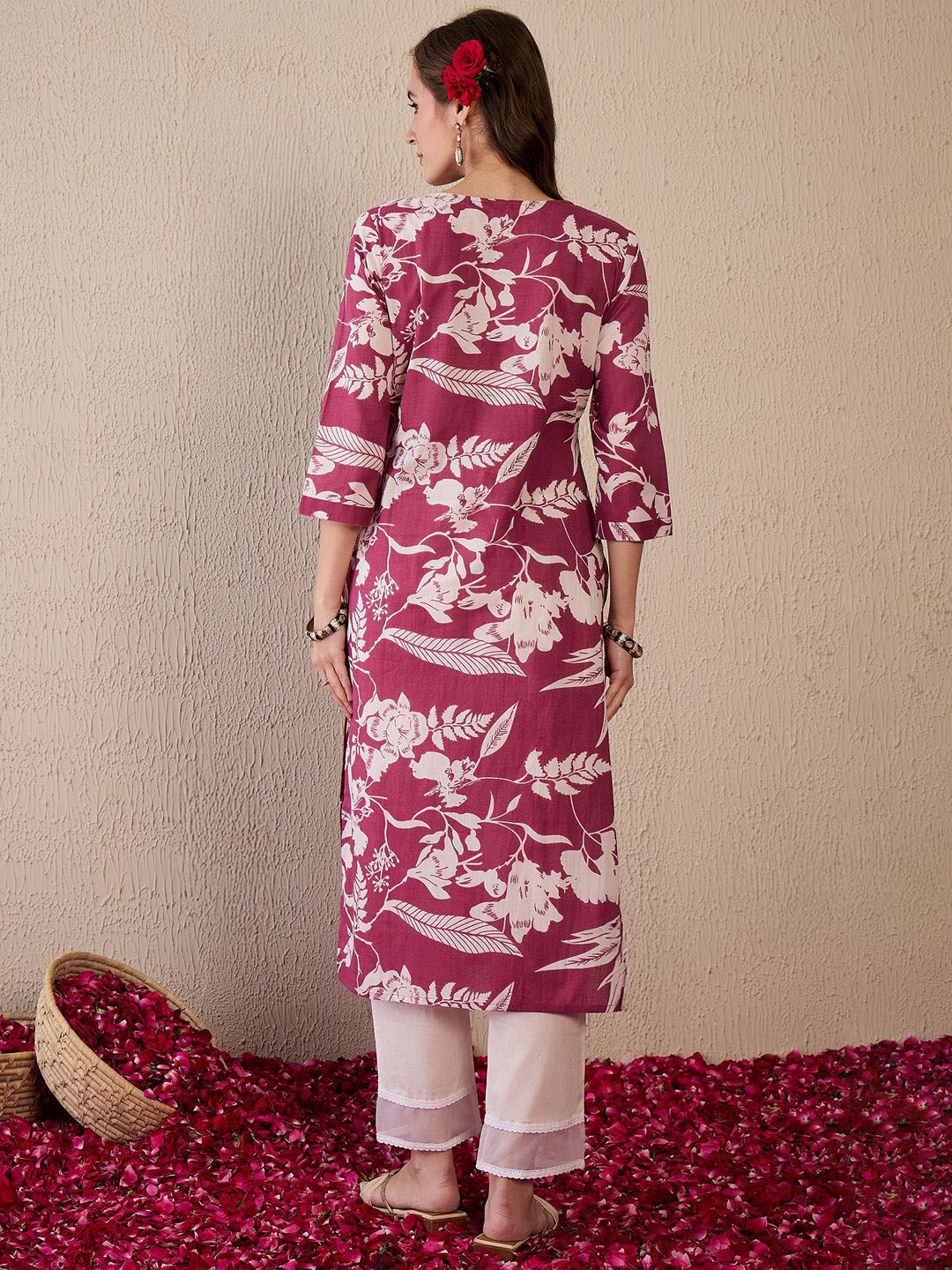 Indo Era Women Floral Printed Floral Kurta
