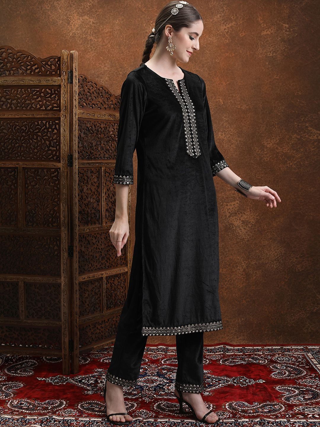 Vishudh Black Ethnic Motifs Yoke Design Regular Sequinned Kurta With Palazzos & Dupatta