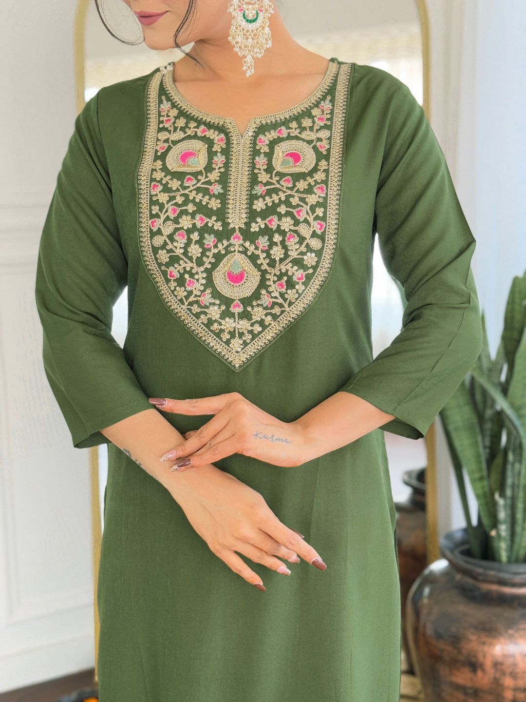 KALINI Women Floral Embroidered Regular Thread Work Kurta with Trousers & With Dupatta