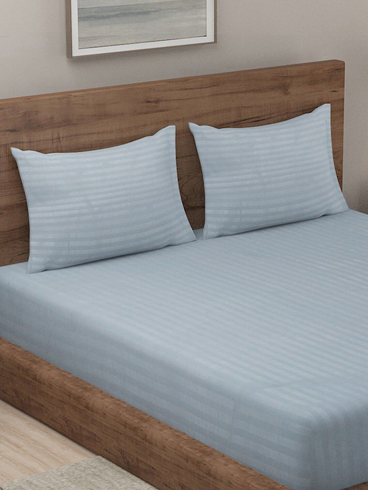 KLOTTHE Grey 300 TC King Bedsheet with 2 Pillow Covers