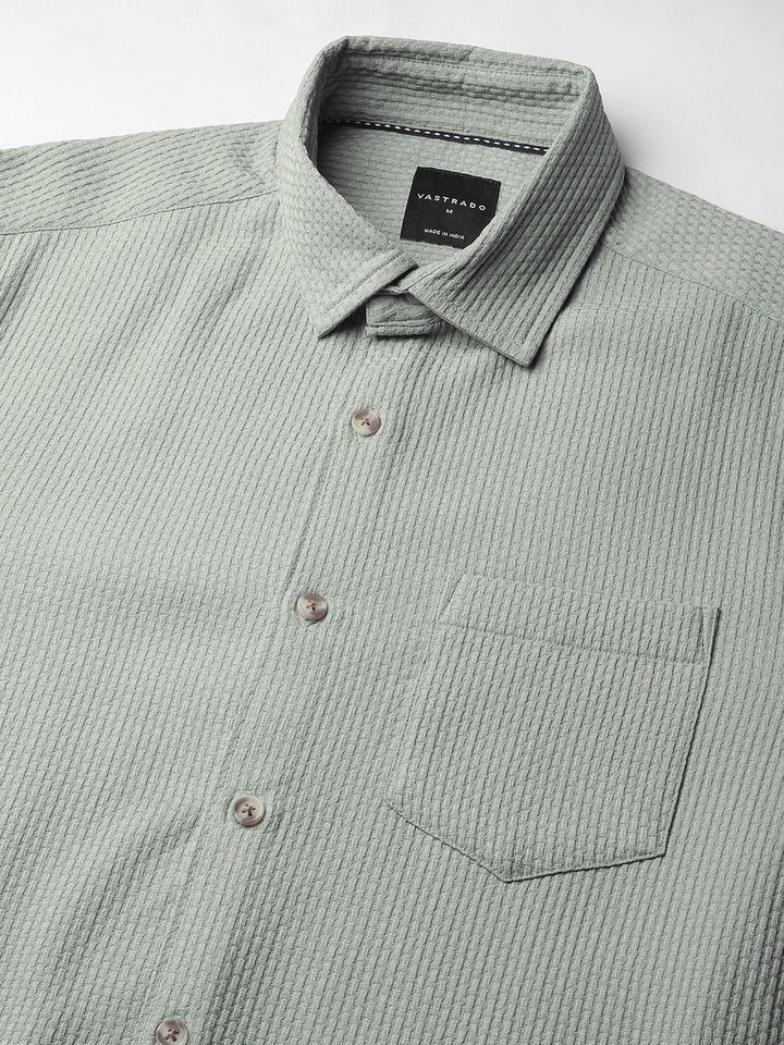 VASTRADO Men Classic Spread Collar Textured Solid Slim Fit Casual Shirt