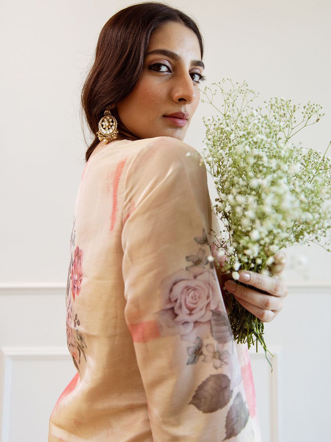 Indo Era Women Floral Printed Regular Kurta with Trousers Dupatta