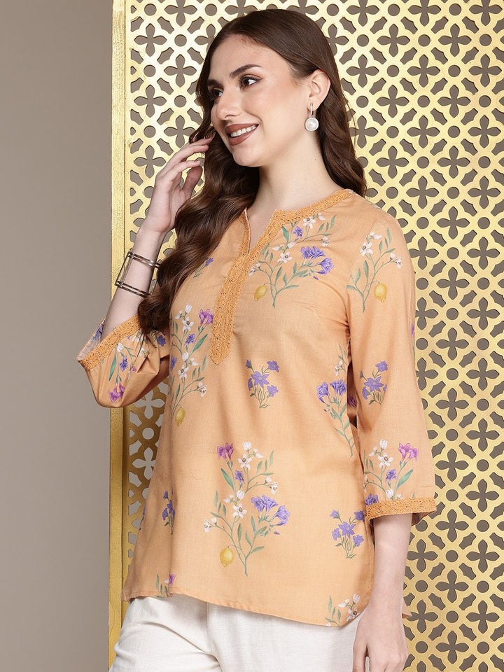 House of Pataudi Jashn Floral Printed Kurti