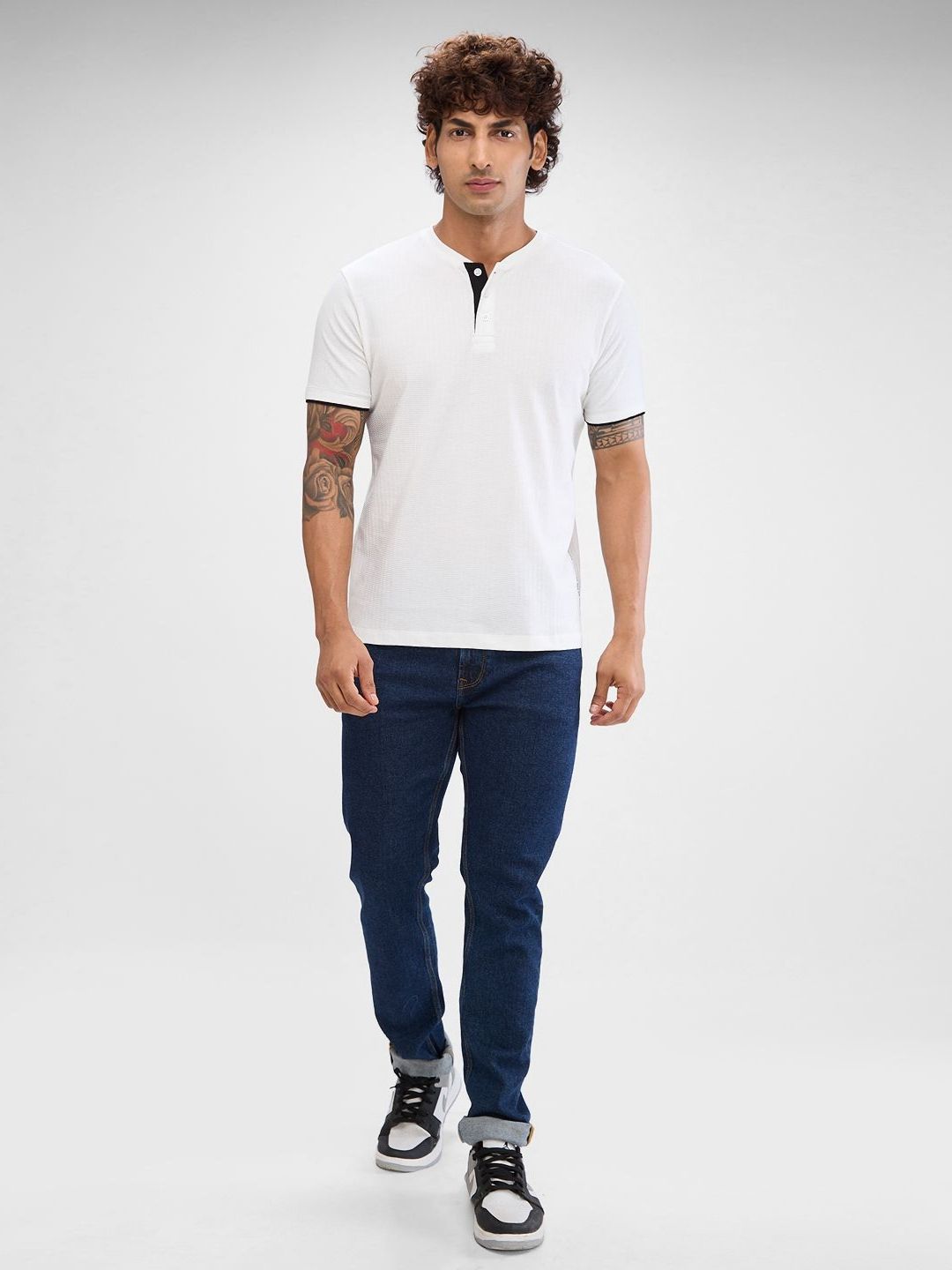 SPYKAR Men Pure Cotton Henley Neck Slim Fit T-shirt