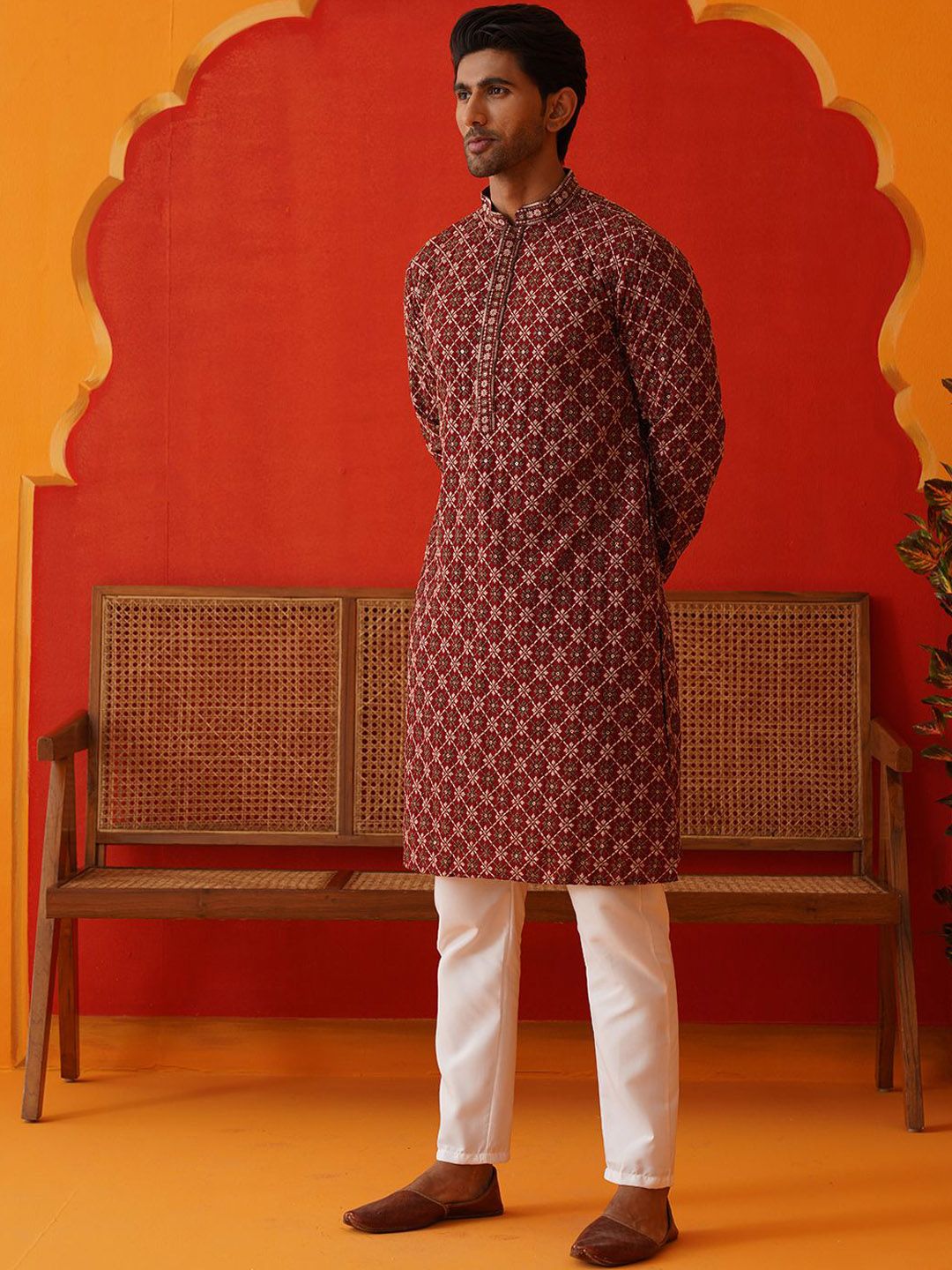 Jompers Men Ethnic Motifs Embroidered Regular Sequinned Kurta with Pyjamas