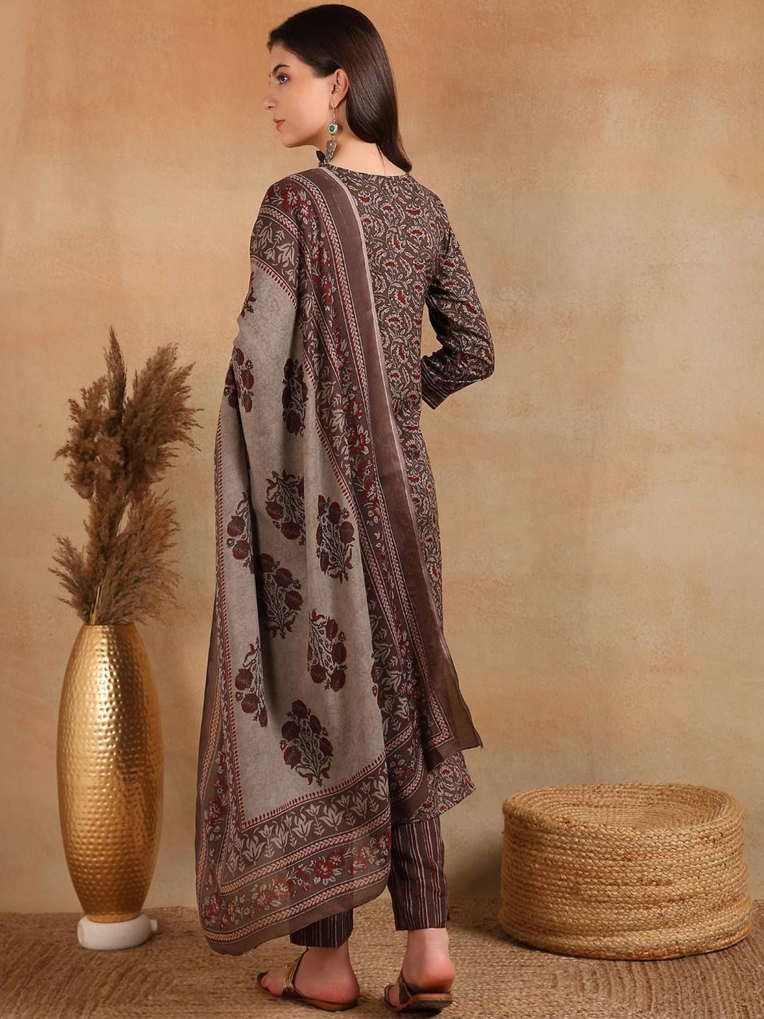 KALINI Floral Printed Straight Kurta with Trousers & Dupatta
