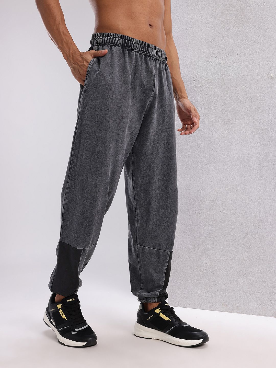 HRX by Hrithik Roshan Men Paneled Training Joggers