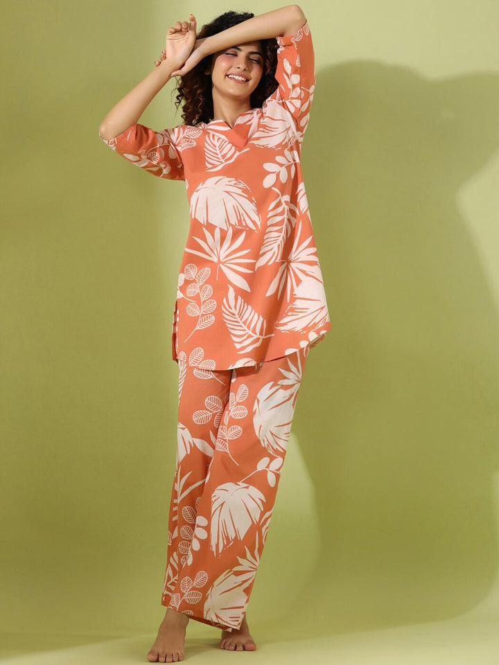 SANSKRUTIHOMES Tropical Printed Pure Cotton Night Suit