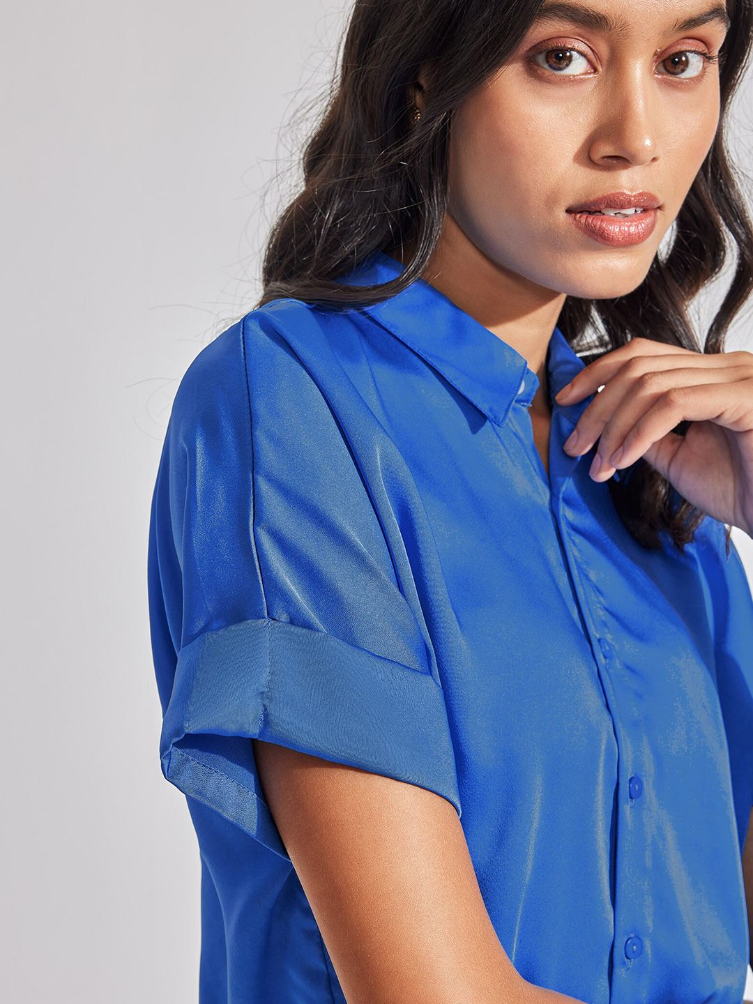 The Label Life Spread Collar Extended sleeves Satin Boxy Casual Shirt